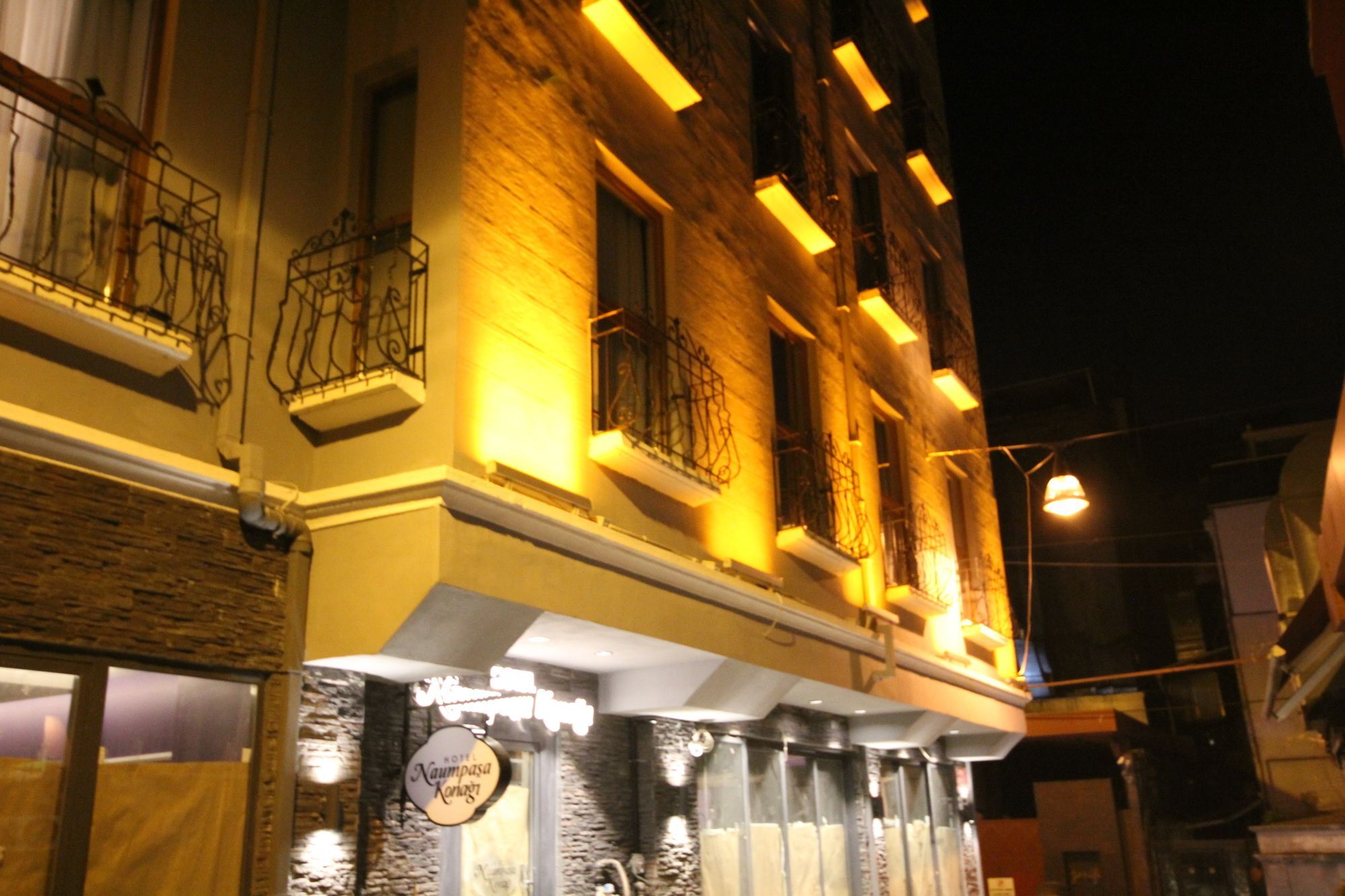 ホテル ナウムパサ コナギ イスタンブール エクステリア 写真